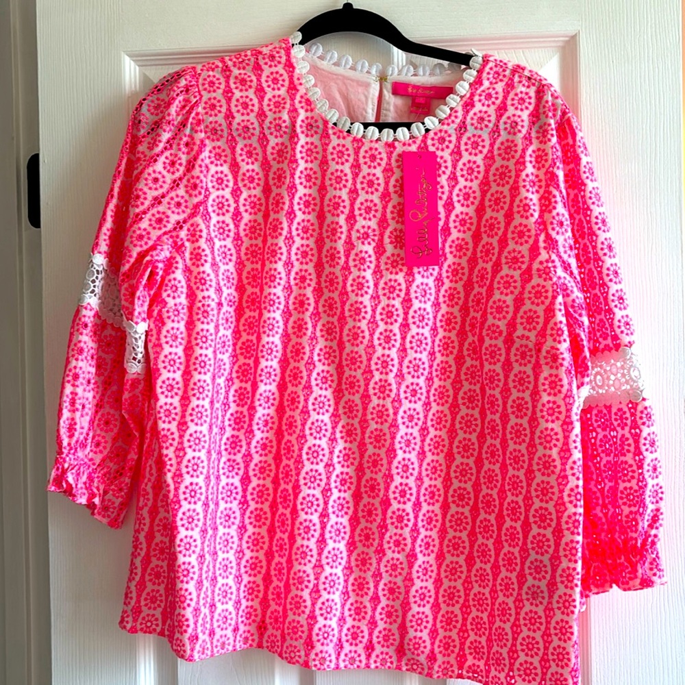 Lilly Blouse NWT